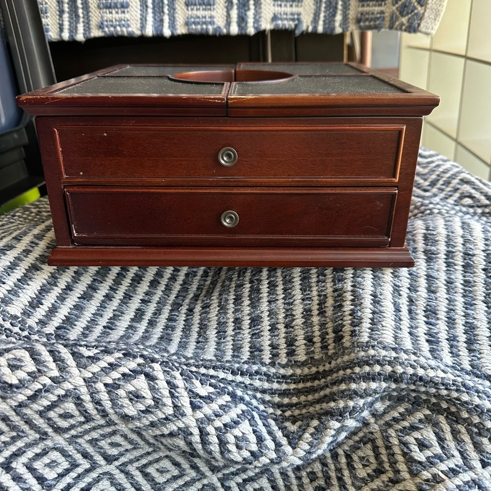 Jewelry Box - Picture 2 of 7